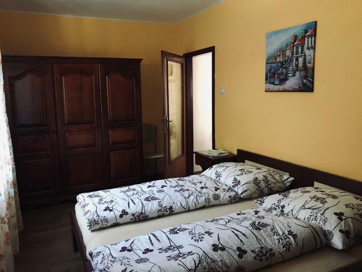 Apartma Evi Zaga Екстериор снимка
